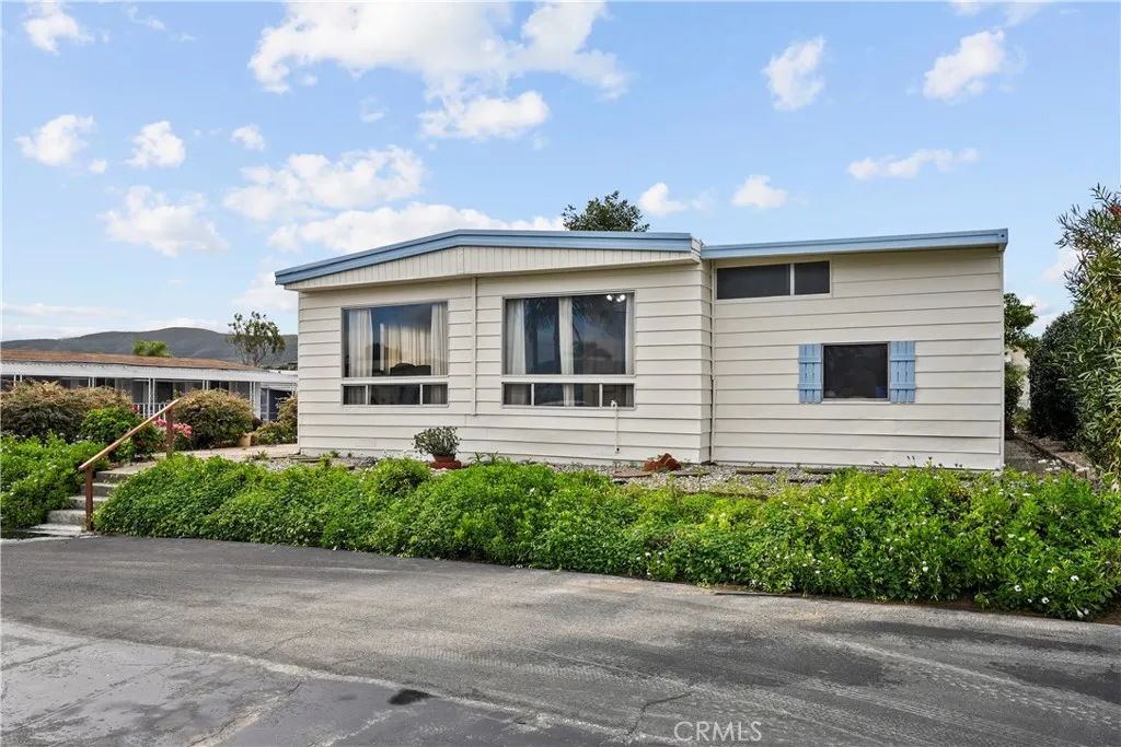 https://cdn.realtyfeed.com/cdn/127/306640997/3487285d3b55baad26b24ebdb9c89313.webp