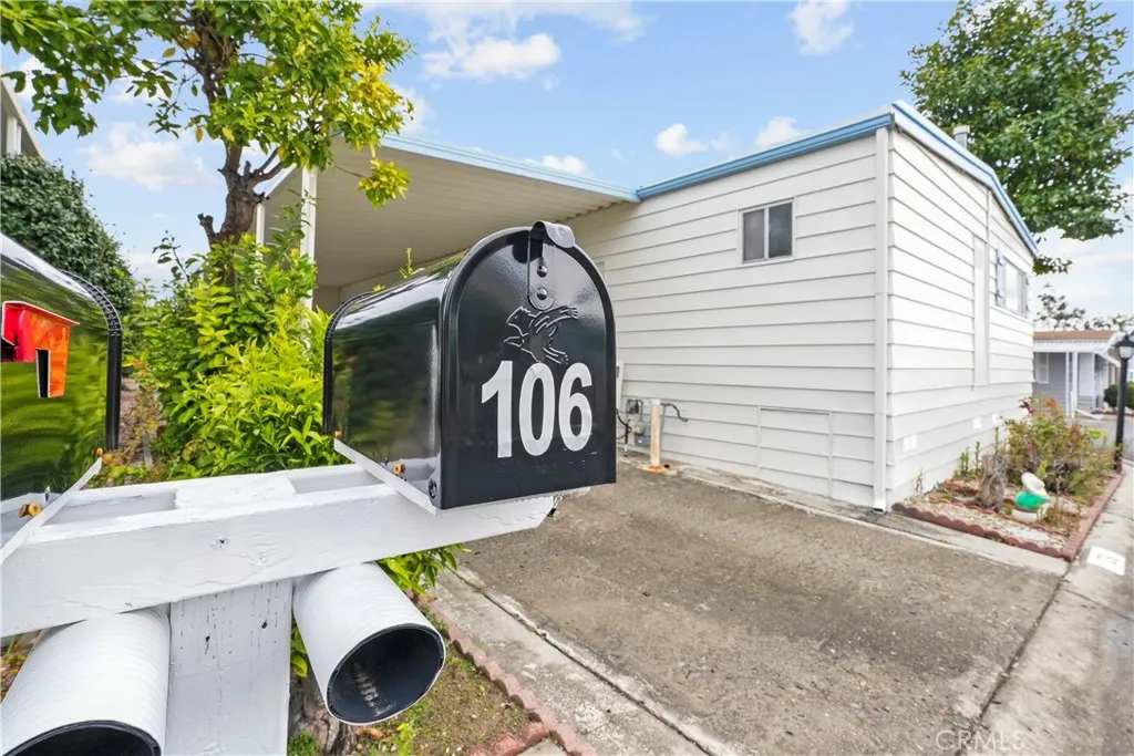 https://cdn.realtyfeed.com/cdn/127/306640997/6b4c4467def554a48cdaea0943501a88.webp