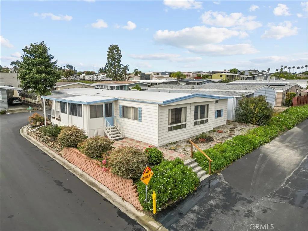 https://cdn.realtyfeed.com/cdn/127/306640997/7851e41cfa25a06fe53b7af49478e90f.webp