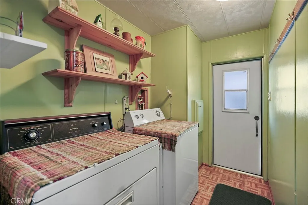 https://cdn.realtyfeed.com/cdn/127/306640997/82d08001935661ff7bd4a7b04ca2bf86.webp