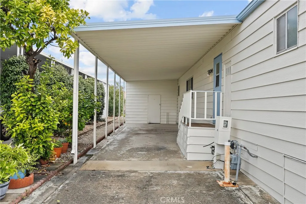https://cdn.realtyfeed.com/cdn/127/306640997/bdcc712e140a4afd25cd843d3dbfff7f.webp
