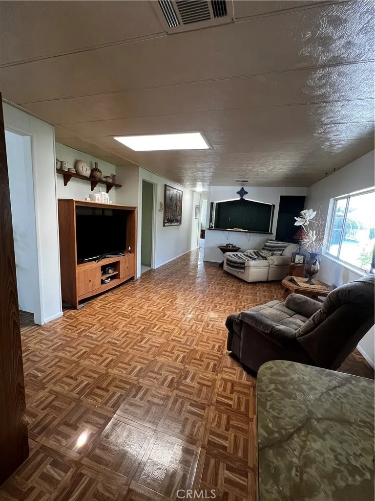 https://cdn.realtyfeed.com/cdn/127/306640997/d576bc492e4667604a27a52be012a98d.webp