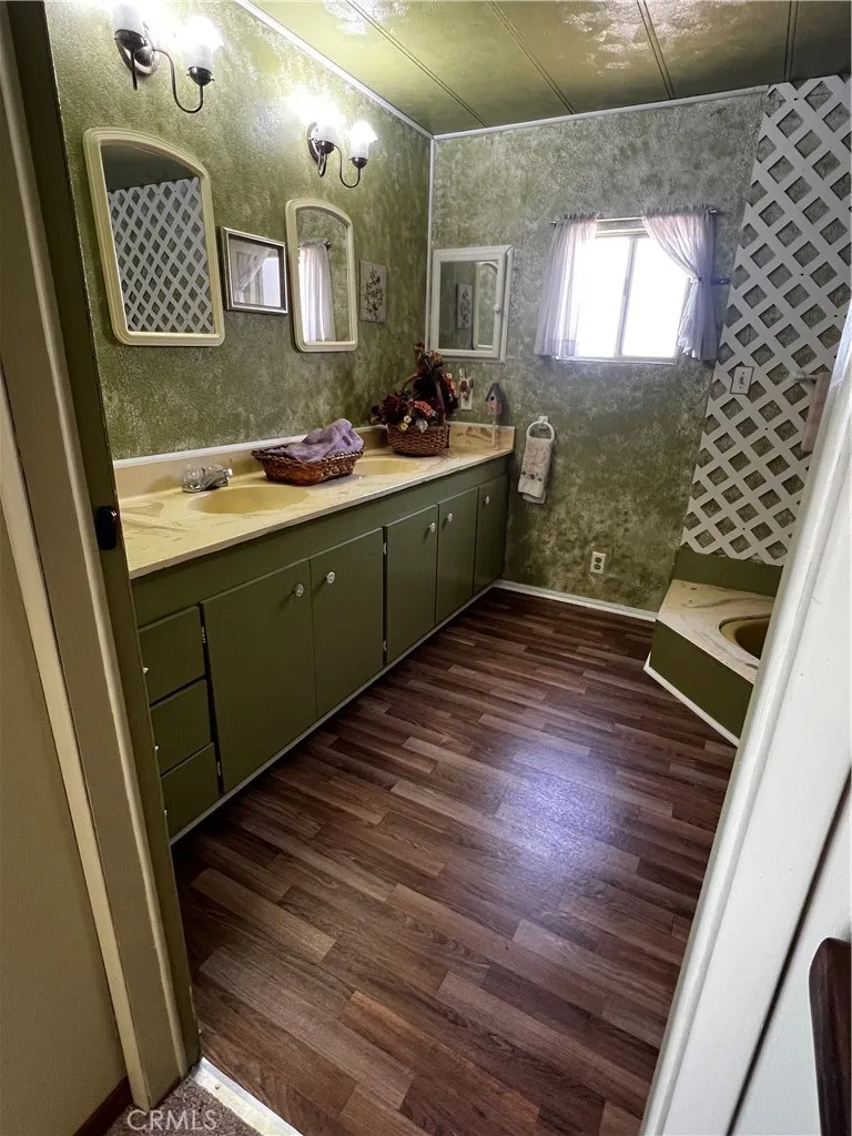 https://cdn.realtyfeed.com/cdn/127/306640997/e87f179d39468f693301305dab2f45c9.webp