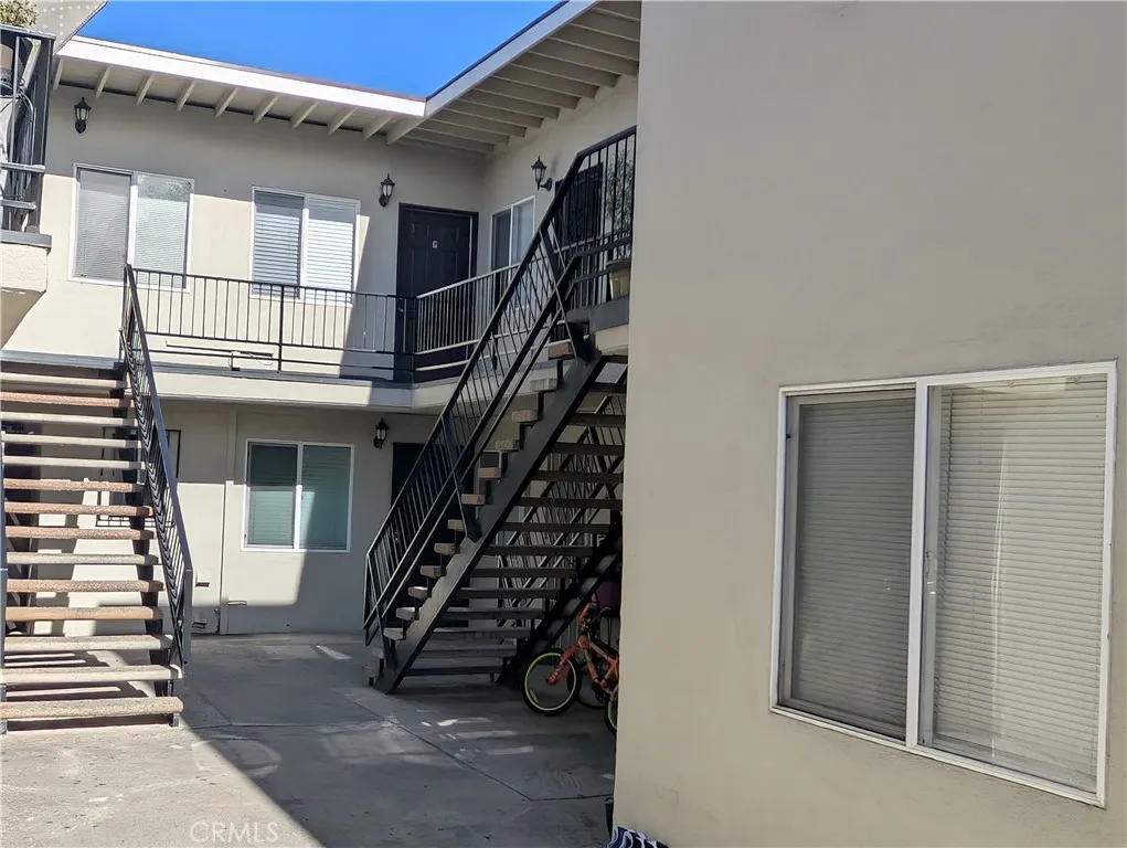 1239 Brook Street West, Santa Ana, CA 92703 - Photo 3 of 4, Santa Ana, CA