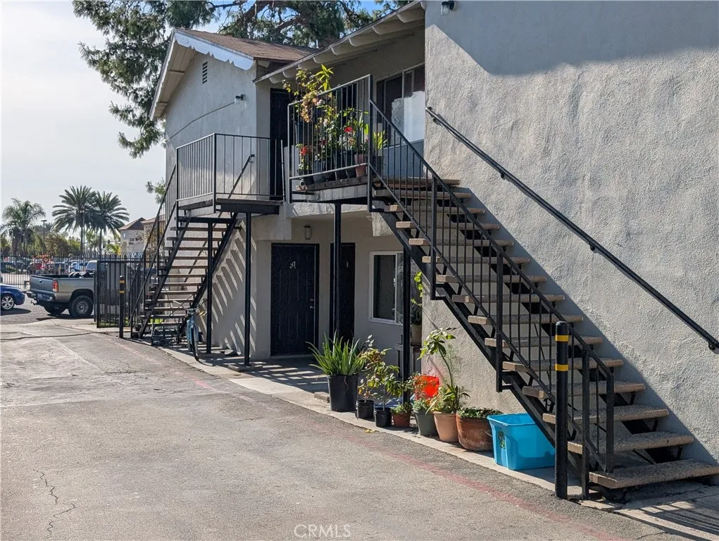 1239 Brook Street West, Santa Ana, CA 92703 - Photo 4 of 4, Santa Ana, CA