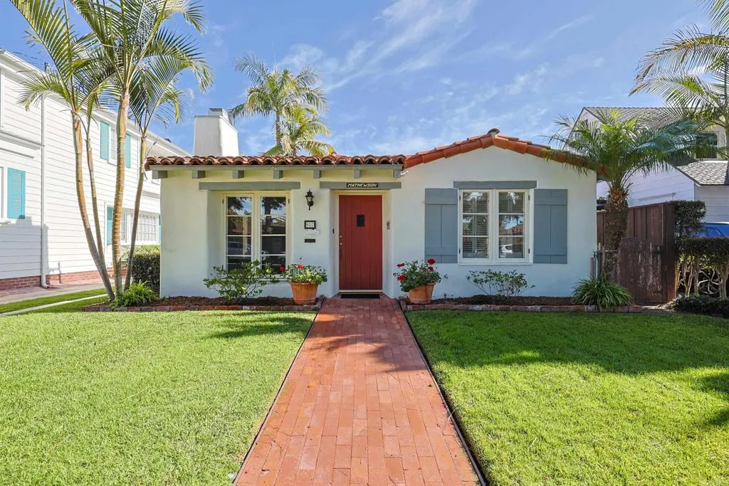209 Agate, Newport Beach, CA, 92662