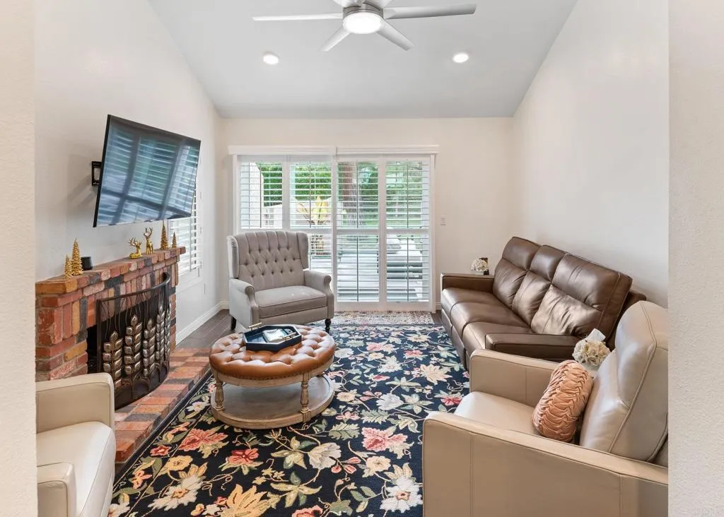 Photo #9: PTP2601076 Listing: Photo #9