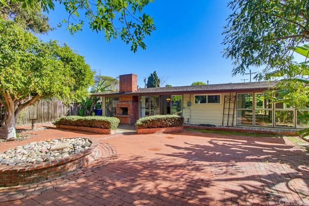 https://cdn.realtyfeed.com/cdn/127/306641226/7c11f9814d963469015417954c0996e8.webp