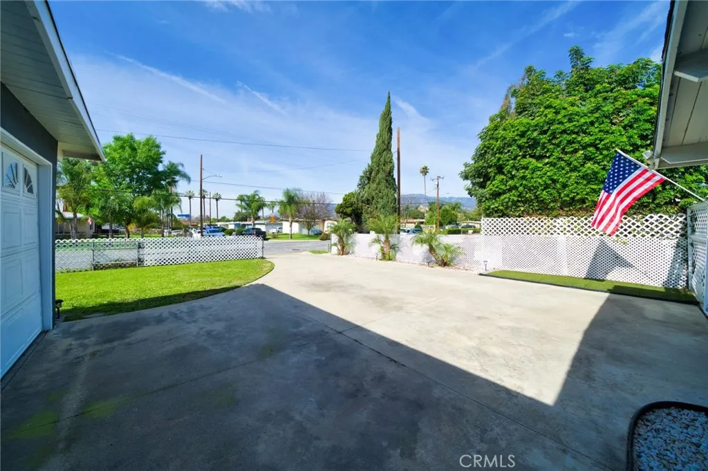 5844 Glenfinnan Avenue, Azusa, CA 91702 - Photo 5 of 38, Azusa, CA