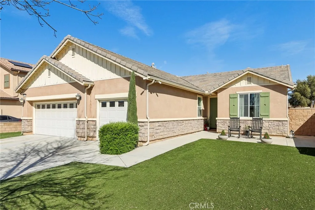 Menifee, CA 92584