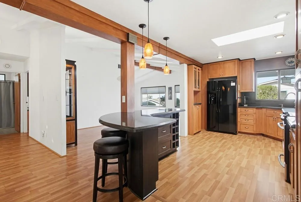 https://cdn.realtyfeed.com/cdn/127/306641354/31a34378b275088edc1c54ee37e4db13.webp