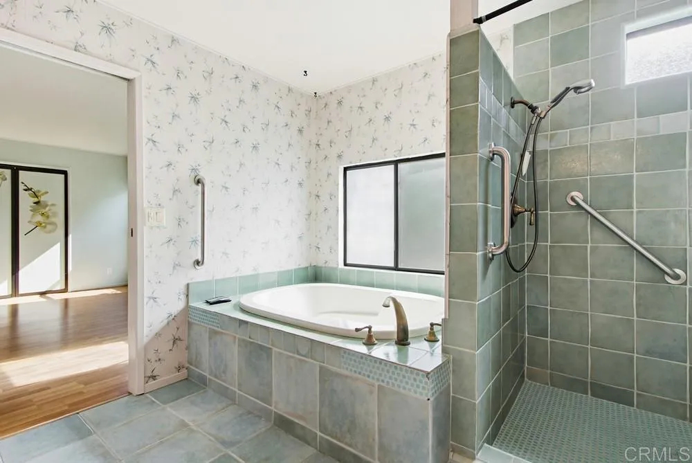 https://cdn.realtyfeed.com/cdn/127/306641354/5aa691bc1a54316234ce2041dc0f228e.webp