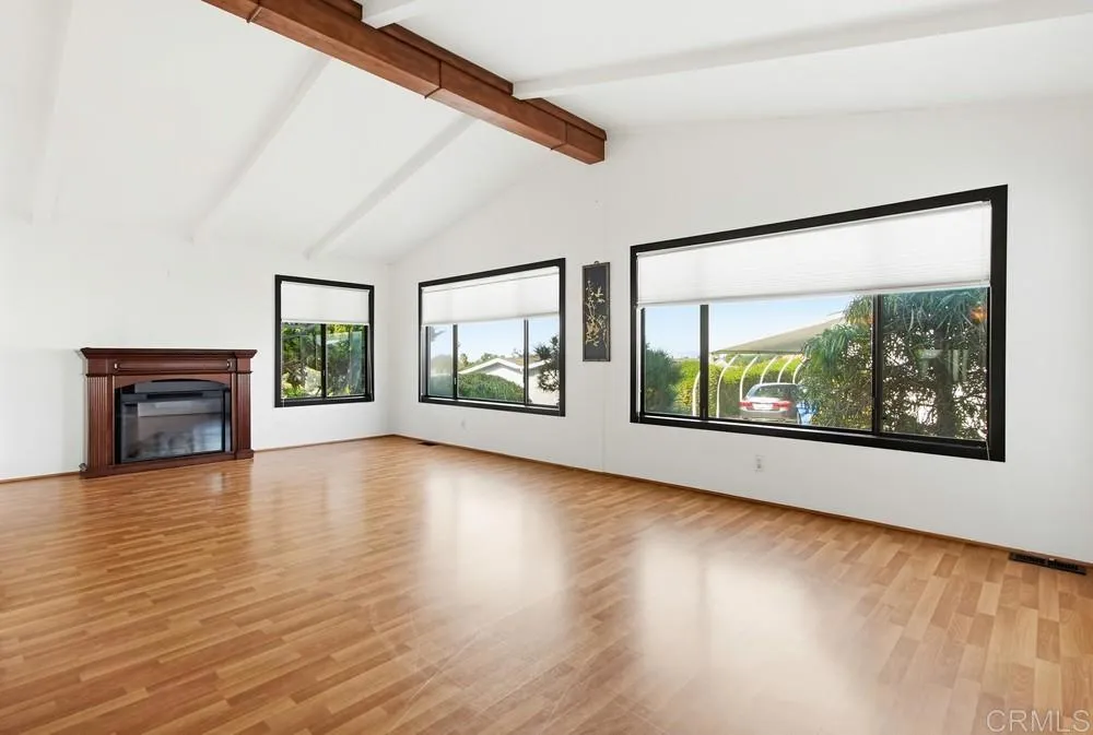 https://cdn.realtyfeed.com/cdn/127/306641354/a7197560ad76d15e96134783d978ffbe.webp