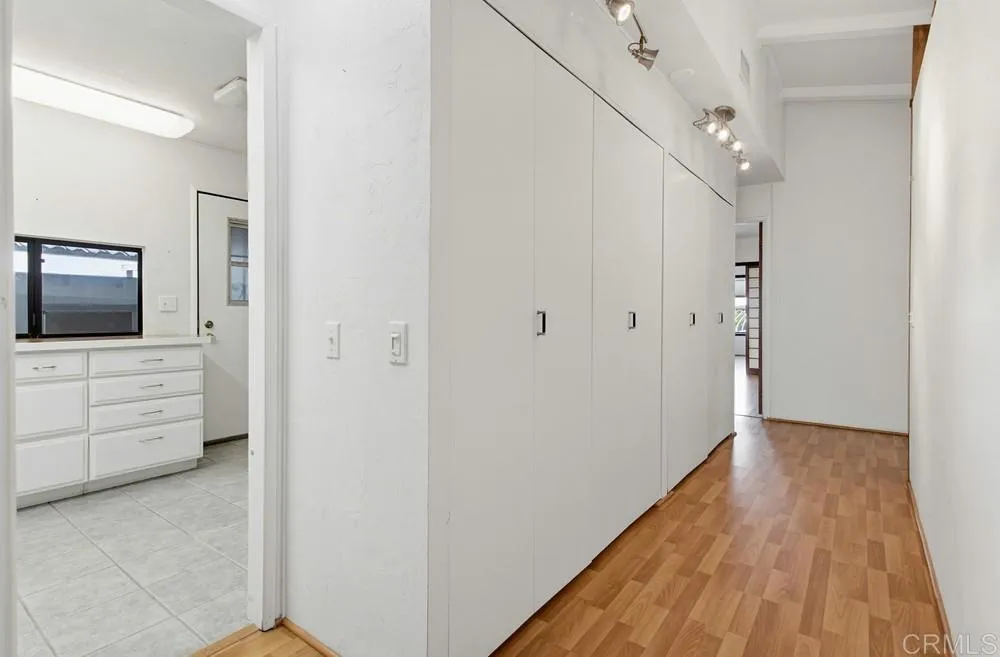 https://cdn.realtyfeed.com/cdn/127/306641354/dc2f23475b398d195397dc54aa0d5528.webp