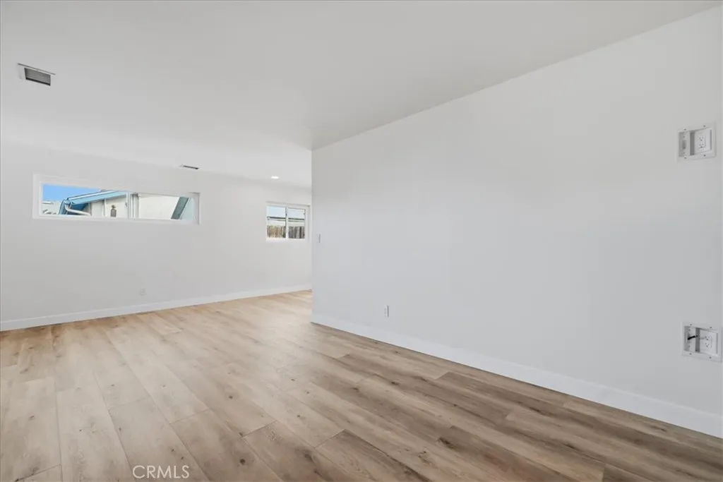 https://cdn.realtyfeed.com/cdn/127/306641419/843934c59c9b846b3d03145e507c1c5a.webp