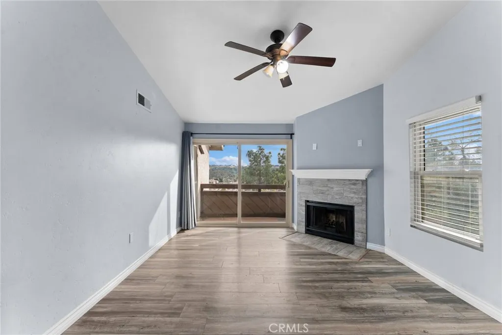 Photo #3: IG26030957 Listing: Photo #3