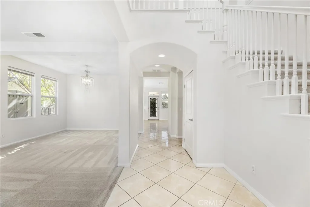 22046 Halsted, Chatsworth, CA 91311 - Photo 2 of 33, Chatsworth, CA