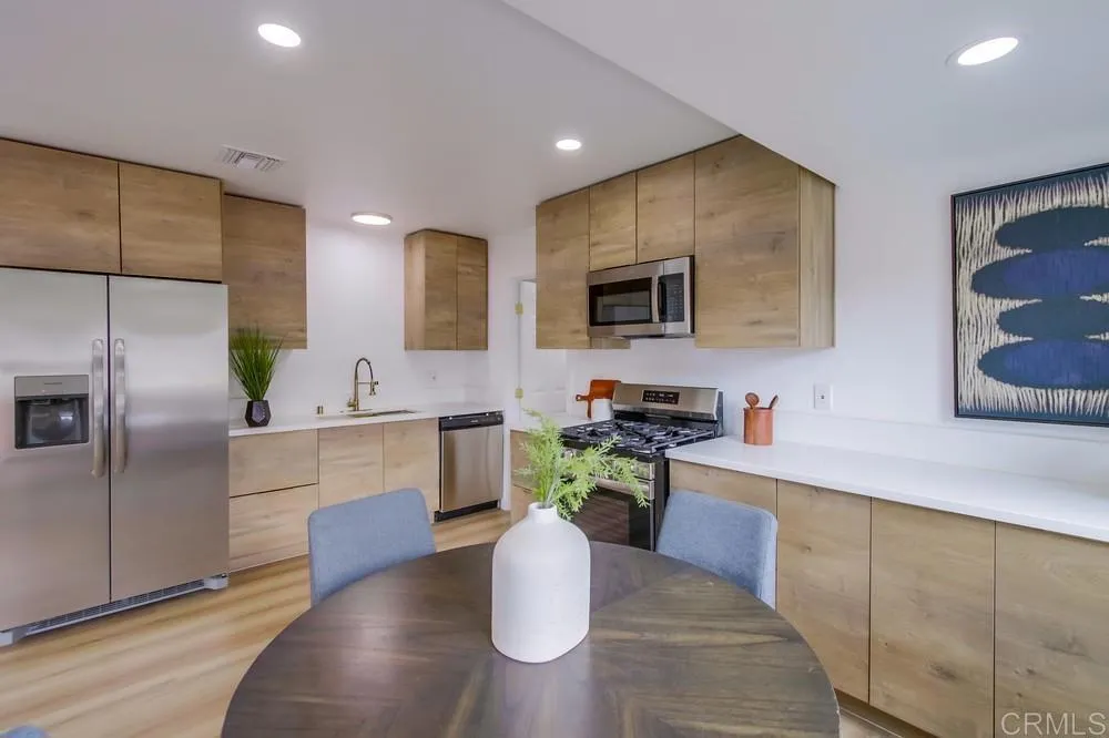 https://cdn.realtyfeed.com/cdn/127/306641483/9aa1b5c436d12bf6c42ea5710e1ac419.webp