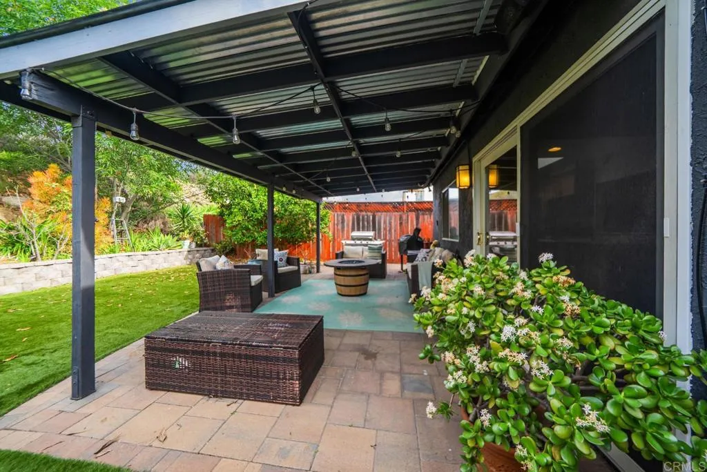 https://cdn.realtyfeed.com/cdn/127/306641517/14ac6c8e03d9f6c6cdc35c348b1857c7.webp