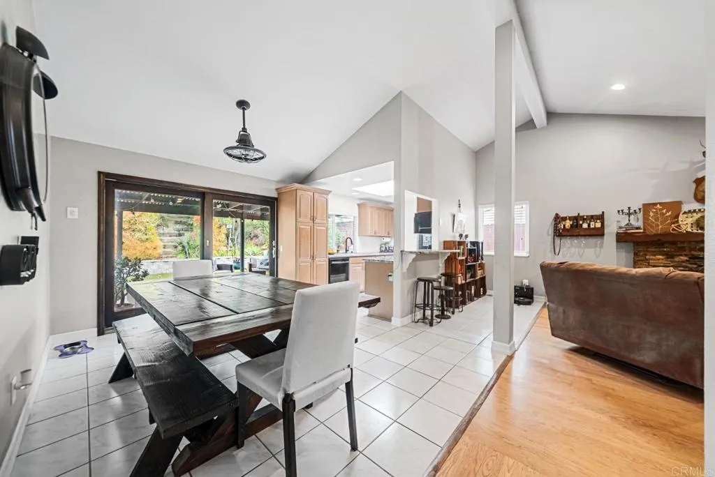 https://cdn.realtyfeed.com/cdn/127/306641517/91226ea9400123f623609937a4037f68.webp