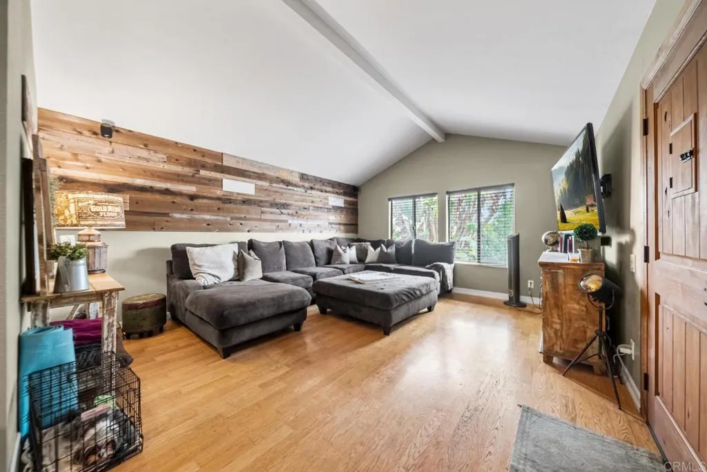 https://cdn.realtyfeed.com/cdn/127/306641517/9b933ff4575583c4c5618bbe126b72a1.webp