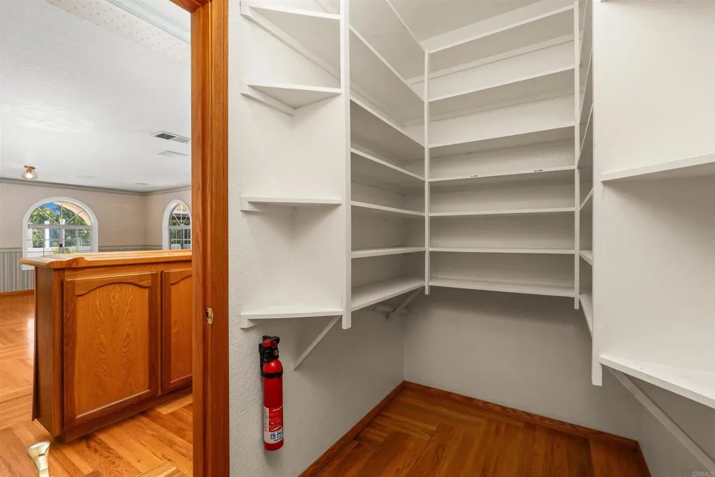 https://cdn.realtyfeed.com/cdn/127/306641522/a309c33eec1a8946c78746597808c71b.webp