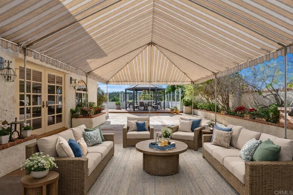 https://cdn.realtyfeed.com/cdn/127/306641522/b1f322e270f936473882adea873cc2a8.webp