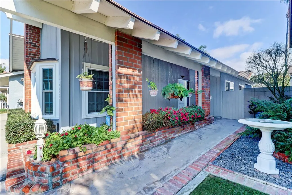 18422 Santa Eugenia, Fountain Valley, CA 92708 - Photo 5 of 45, Fountain Valley, CA