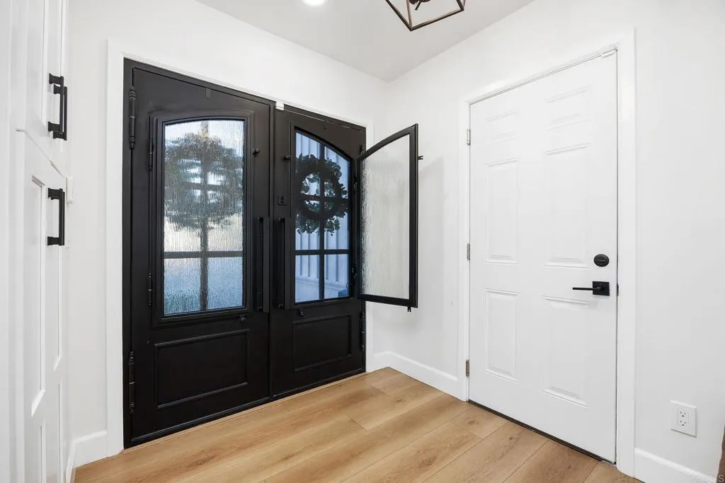 https://cdn.realtyfeed.com/cdn/127/306641576/557396d410617f1be274ea5a662c96a9.webp