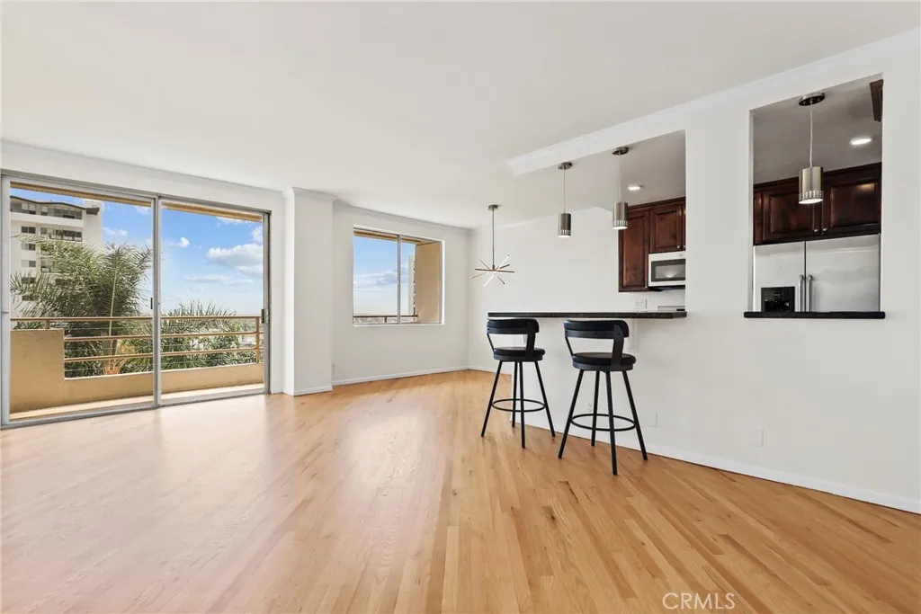 1131 Alta Loma Road Unit 527, West Hollywood, CA 90069 - Photo 2 of 29, West Hollywood, CA