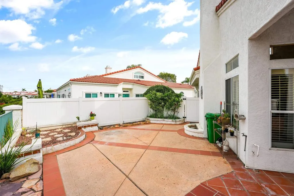 https://cdn.realtyfeed.com/cdn/127/306641724/063a91161b2ecad01c0c31c92bf2519c.webp
