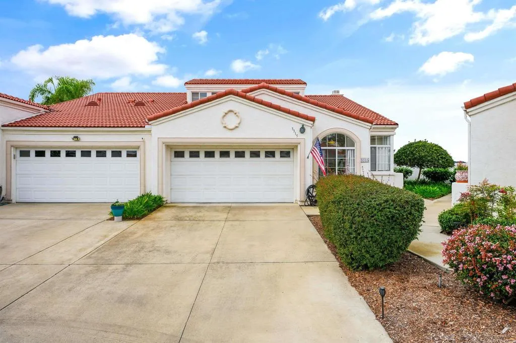 <p>Oceanside Homes on the Market</p>