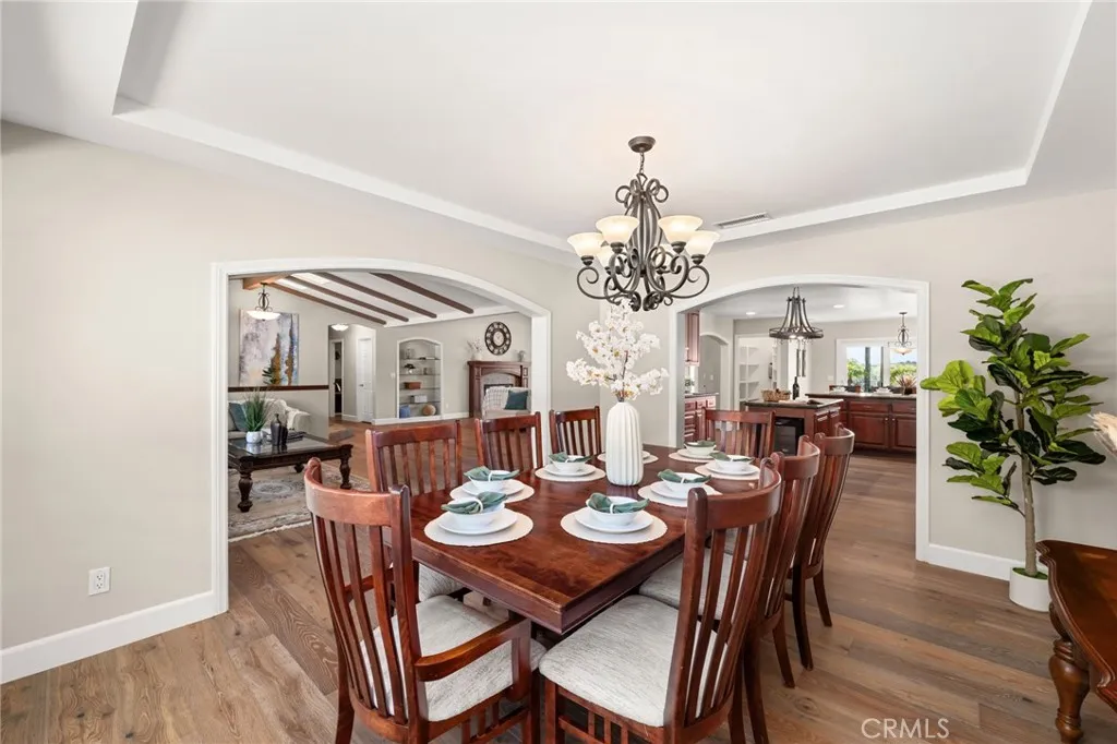 https://cdn.realtyfeed.com/cdn/127/306641788/a9a8c86bea814d60bb29ece94a07d1a2.webp