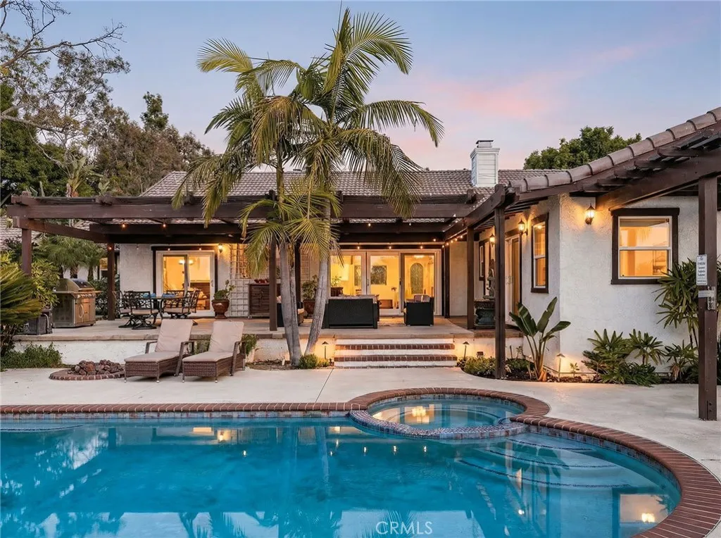 https://cdn.realtyfeed.com/cdn/127/306641788/c74f93ed0fb4600454d1e339ebecd75d.webp