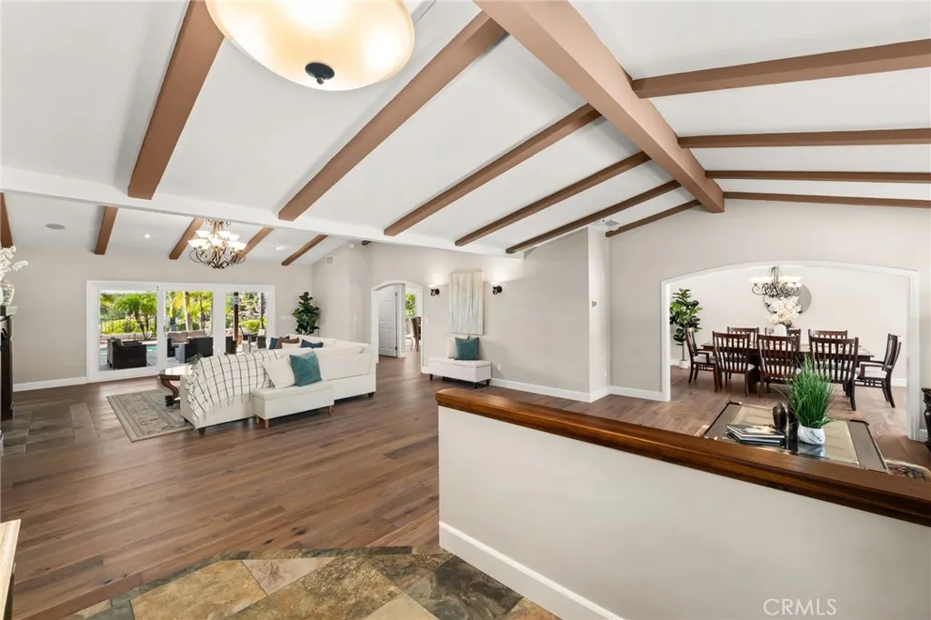 https://cdn.realtyfeed.com/cdn/127/306641788/d675c126f94bbbdad2a24cf5353b4486.webp