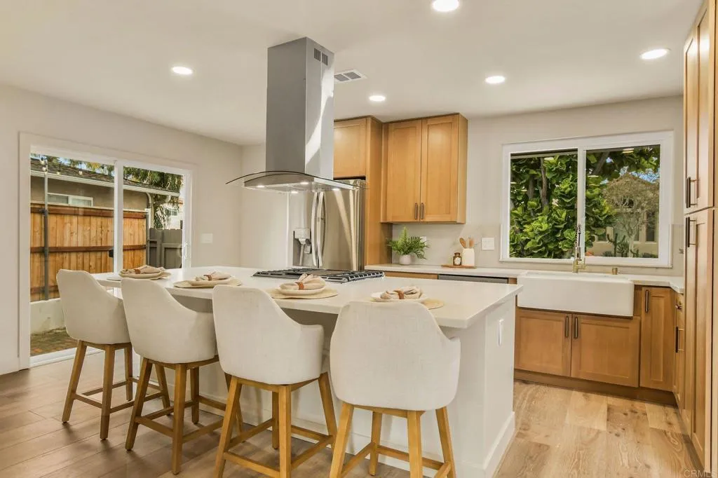https://cdn.realtyfeed.com/cdn/127/306641818/e57be681d9f60b0efed3900754bf29f0.webp
