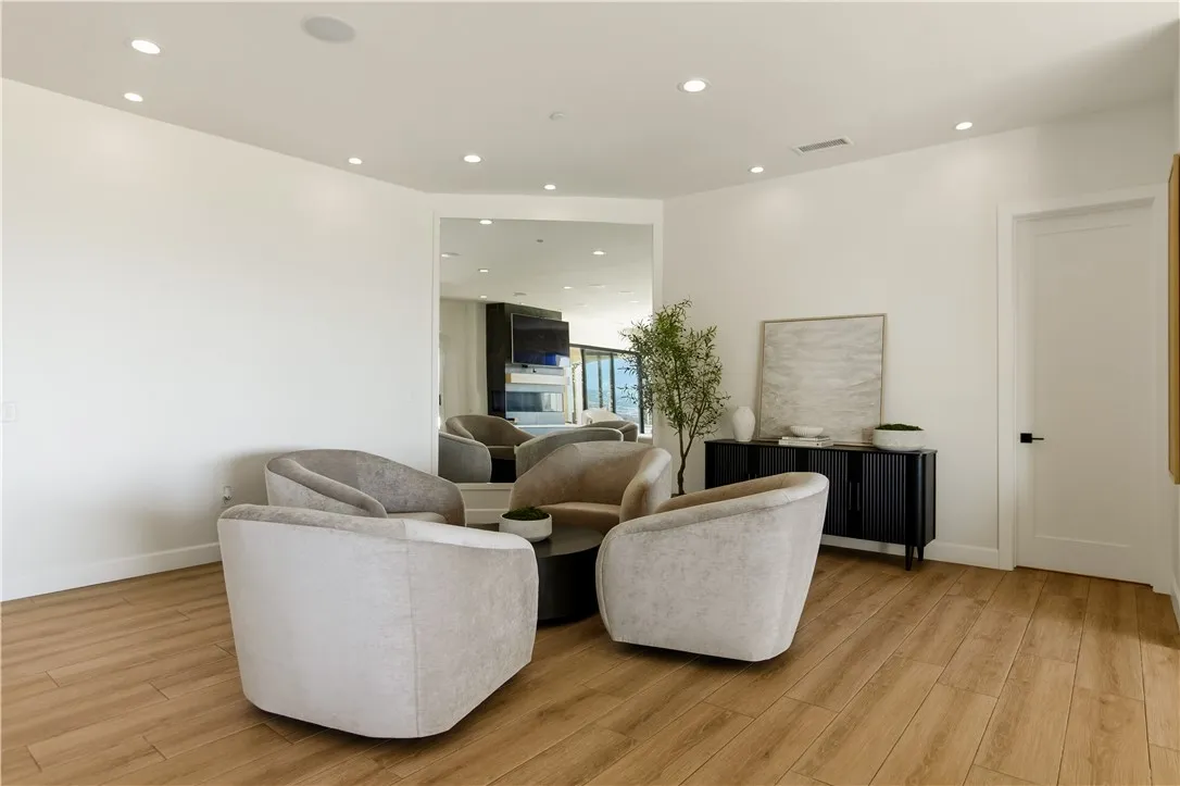 2499 Sierra, Upland, CA, 91784