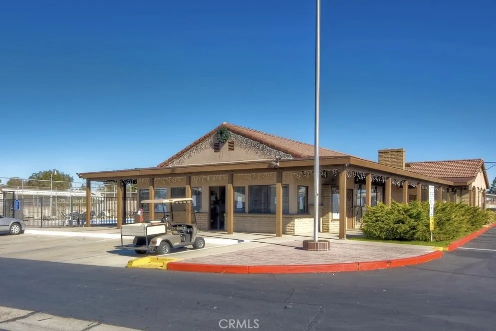 https://cdn.realtyfeed.com/cdn/127/306641911/2960c3ce0fe6114d0fbbfbafa6b3f92f.webp