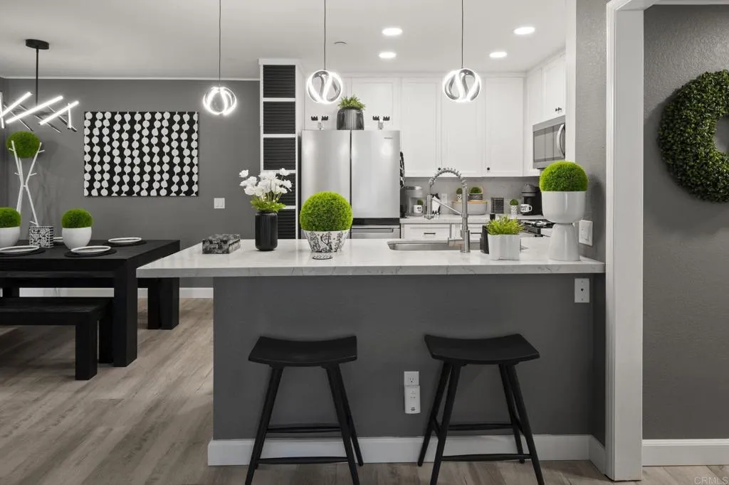 Photo #4: PTP2601116 Listing: Photo #4