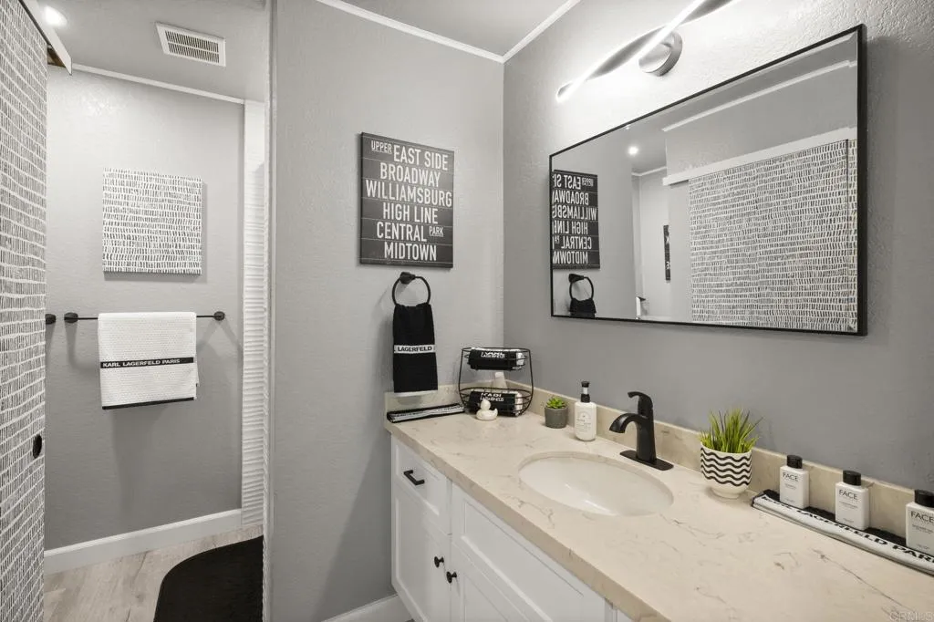 Photo #22: PTP2601116 Listing: Photo #22