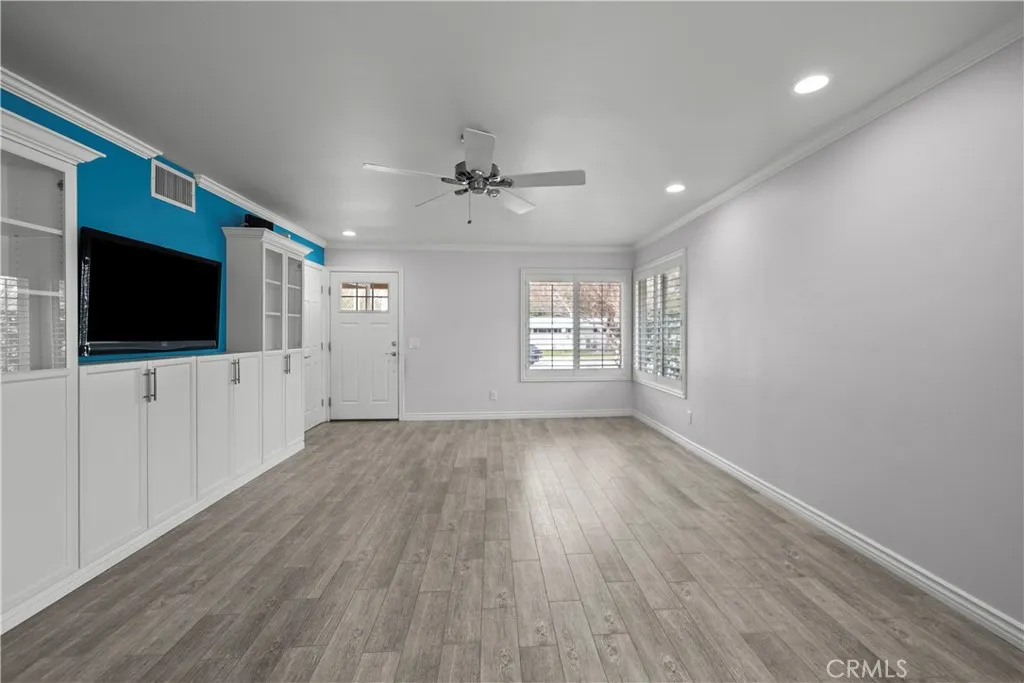 19366 Avenue Of The Oaks, Newhall, CA 91321 - Photo 3 of 44, Newhall, CA