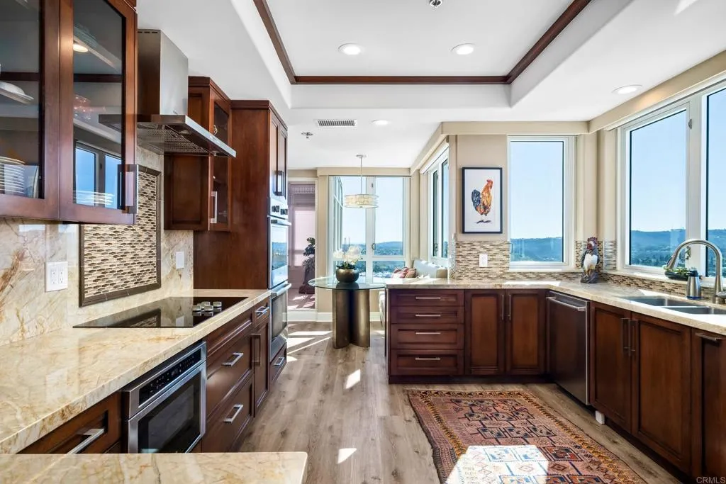 https://cdn.realtyfeed.com/cdn/127/306642031/82c151d737abd774584f34d4234398c9.webp
