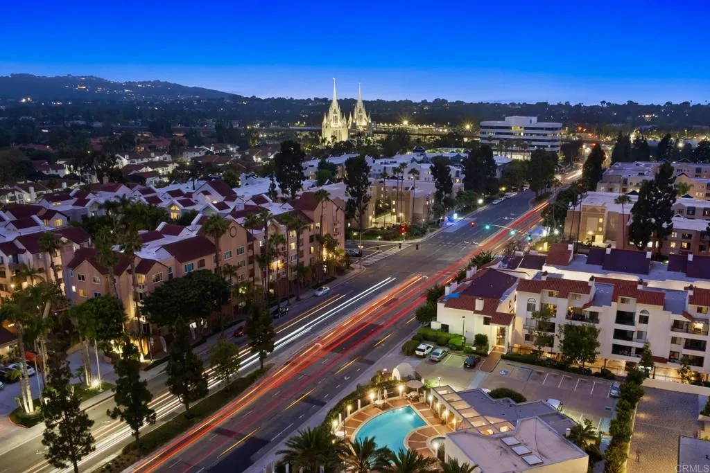 https://cdn.realtyfeed.com/cdn/127/306642031/ab38480092a32d547641e66e54664dc2.webp