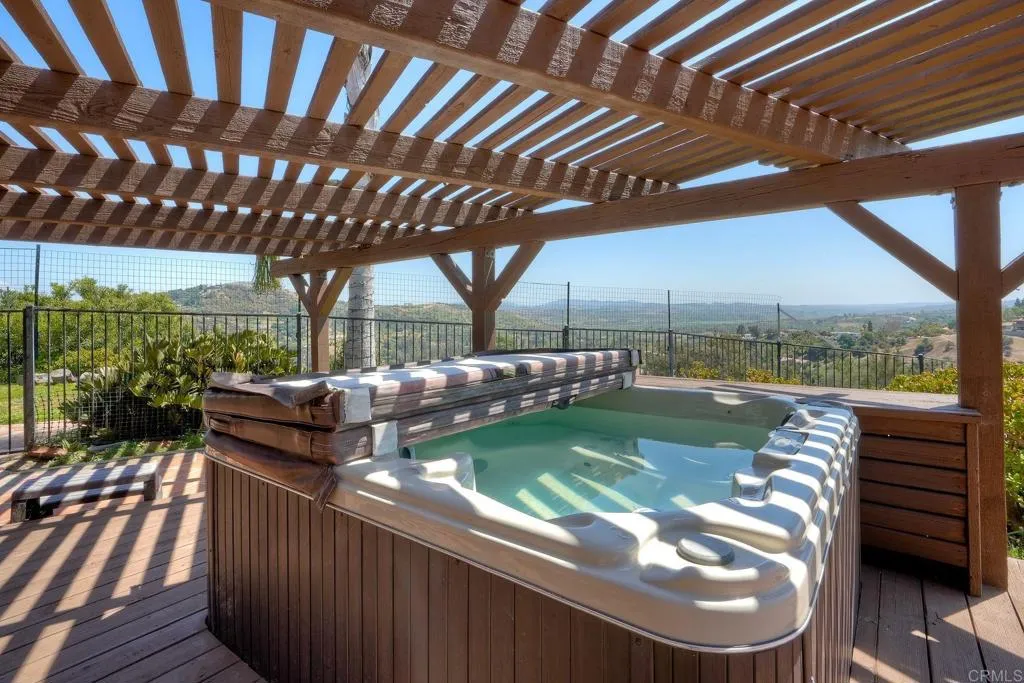 https://cdn.realtyfeed.com/cdn/127/306642034/1078e7cdce07e04308b456e06116e989.webp