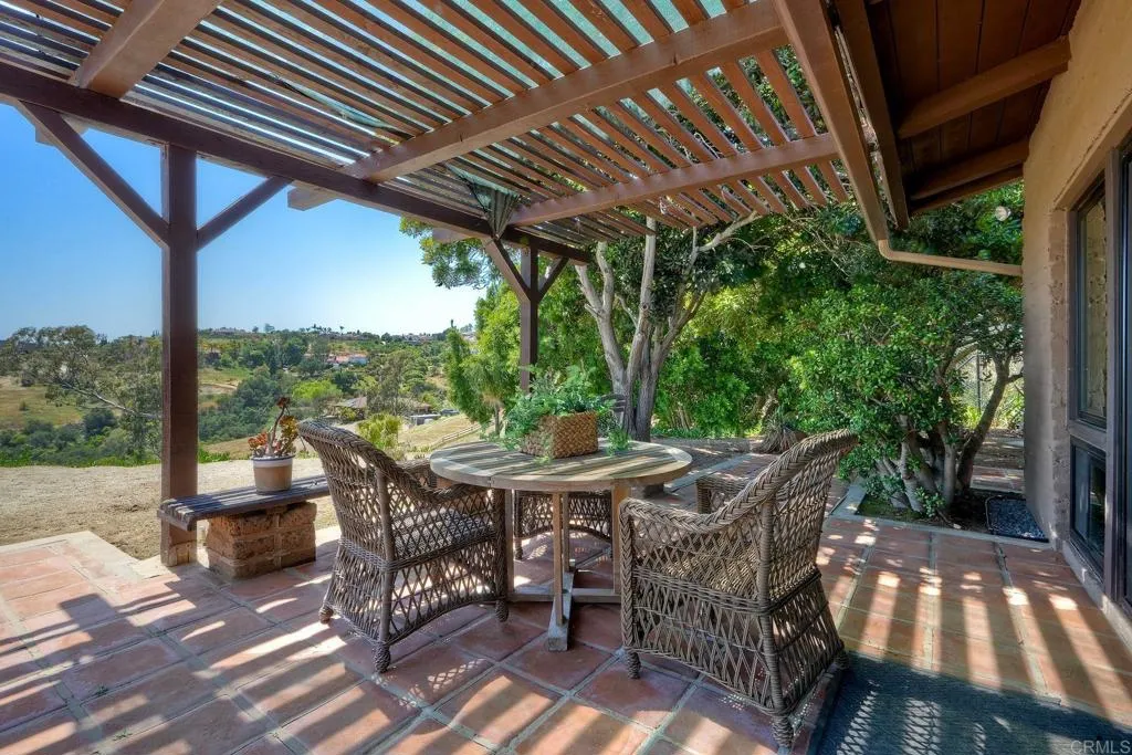 https://cdn.realtyfeed.com/cdn/127/306642034/69bdc557885e29c9c23d00476c582db5.webp