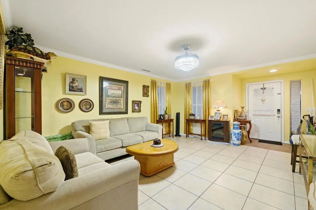 https://cdn.realtyfeed.com/cdn/127/306642051/053b98eb11b939e99b822cd3edf8f7ad.webp