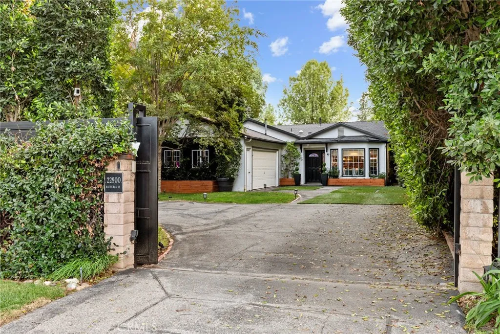 22900 Hatteras Avenue, Woodland Hills, CA 91367 - Photo 5 of 35, Woodland Hills, CA