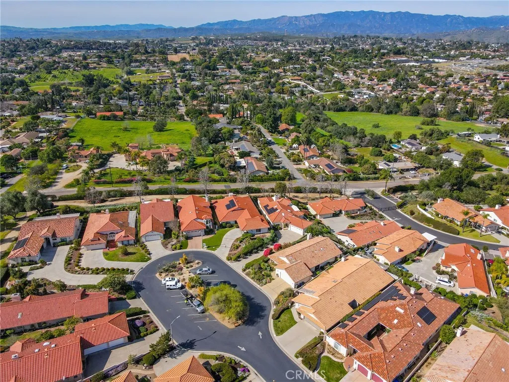 https://cdn.realtyfeed.com/cdn/127/306642132/3b857722fe8d36c0f61e443a629832bf.webp
