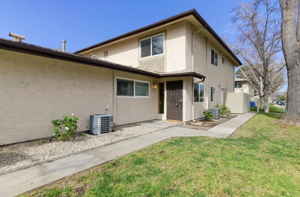 https://cdn.realtyfeed.com/cdn/127/306642153/f2458977f534111aada6f4cc114c4891.webp