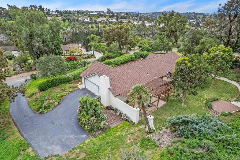 https://cdn.realtyfeed.com/cdn/127/306642165/d8af6dd7e96743328507cc28e7996e0d.webp